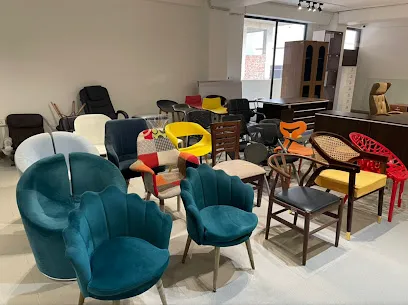 Lakdi.com - Furniture & Interiors Co.